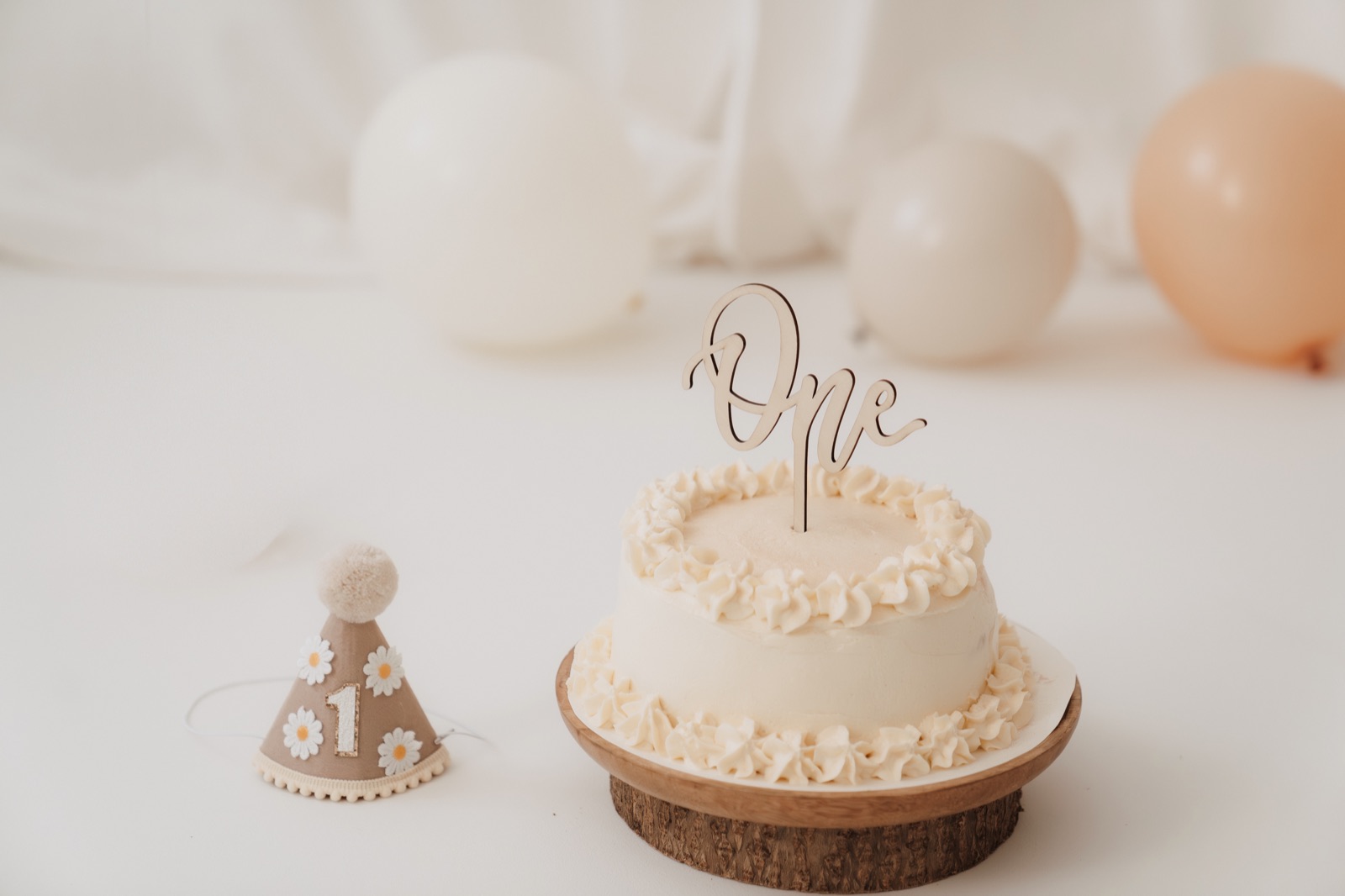 Cake-Smash-Set mat Kuch, One-Topper, Gebuertsdagshittchen a Ballonen